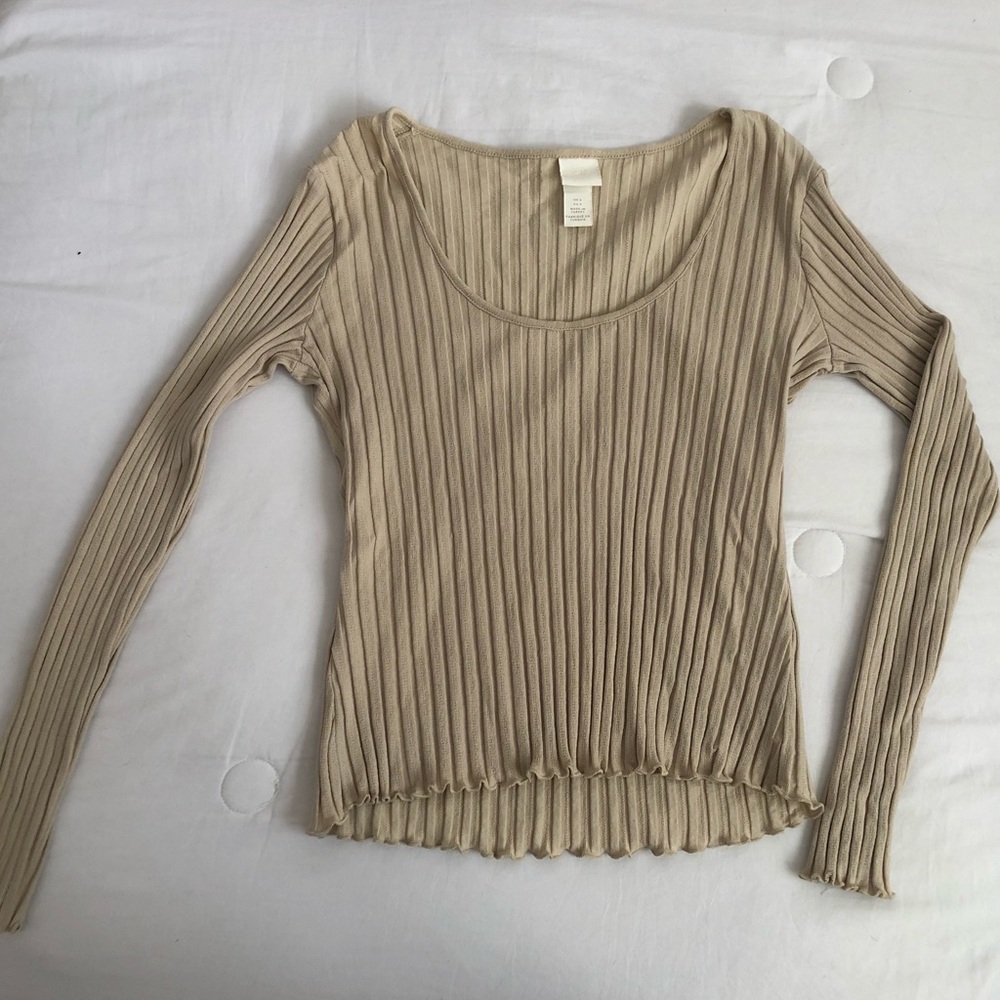 Nude ruffled long sleeve shirt